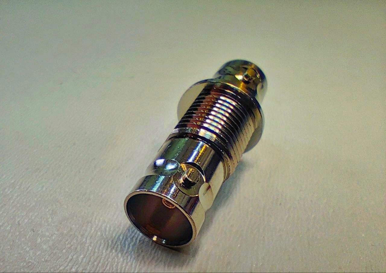 Адаптер BNC 75 Ом, панельний гніздо-гніздо, HDTV, до 3 ГГц, кріплення гайка, Z04