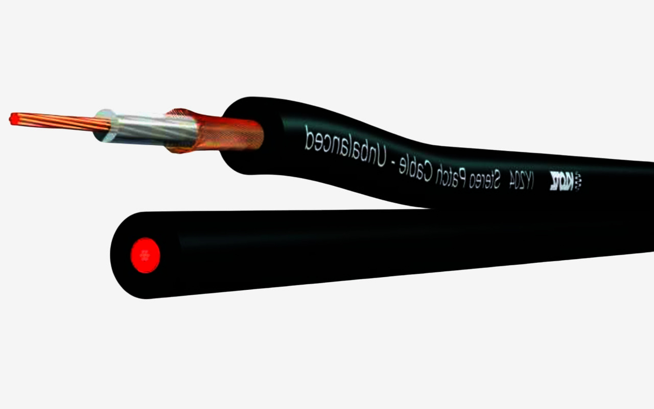 Патч-кабель Klotz 1 м медный AWG24 0.22 мм2 гибкий с витым экраном для инструментов