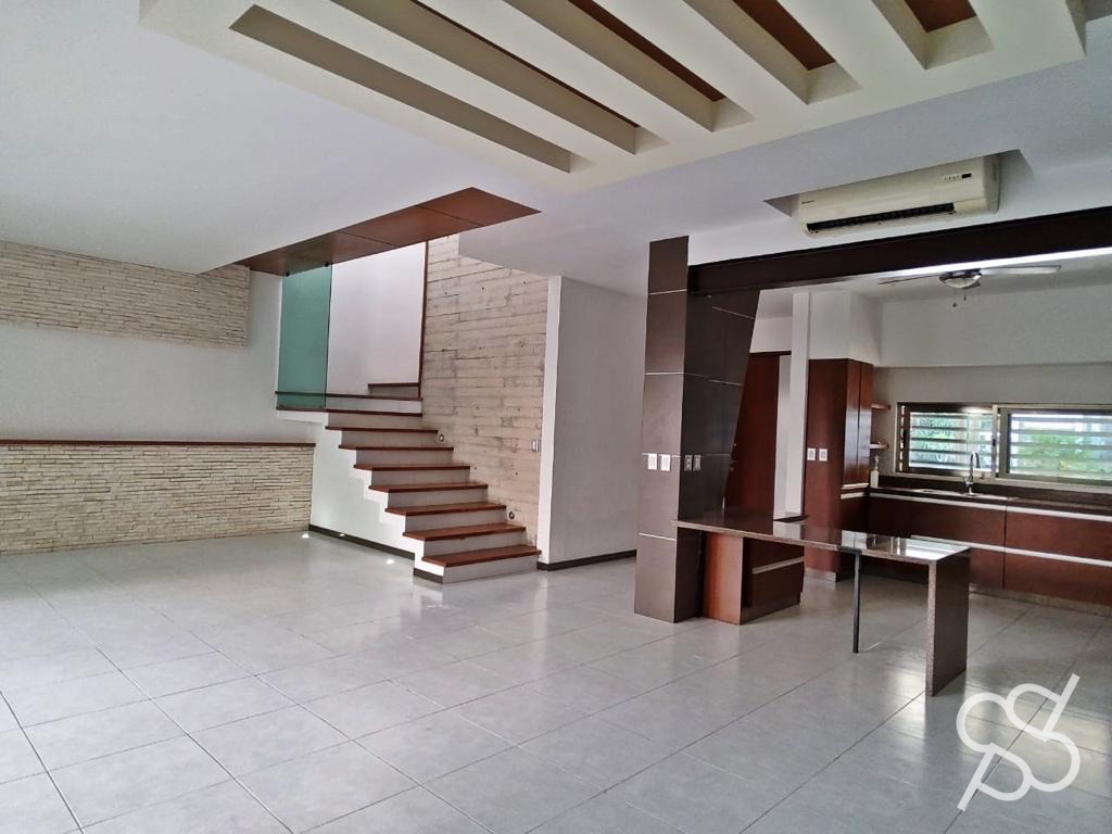 Propiedad CAVI Imagen 01estancia_casa_residencial_cumbres_cancun_cavi_y6d3qd.jpg