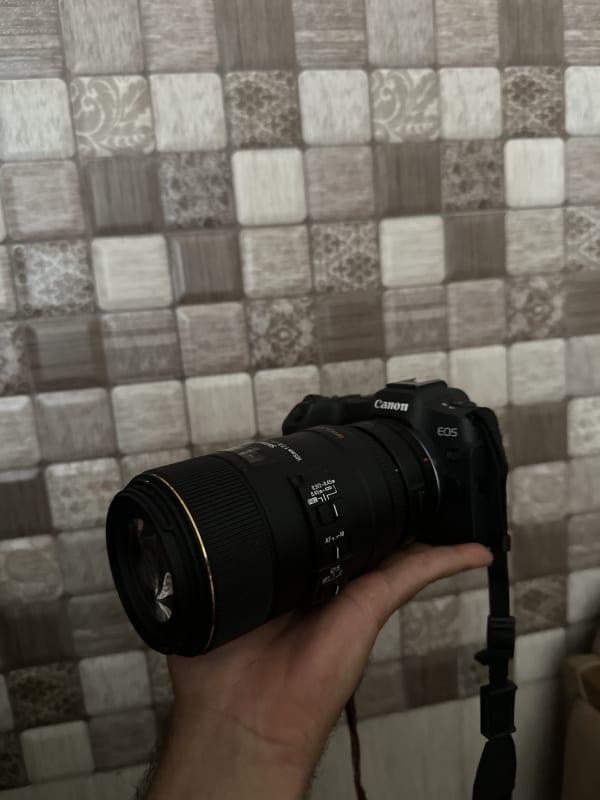 R8