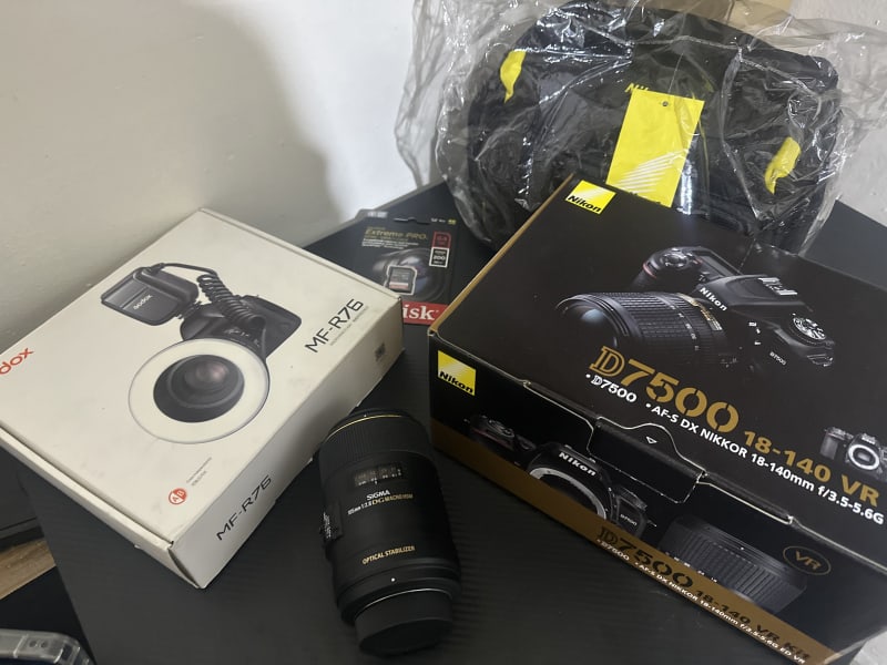 7500D نيكون