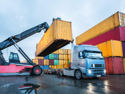 FT: При транзите через РФ «исчезли» товары ЕС двойного назначения на $1 млрд