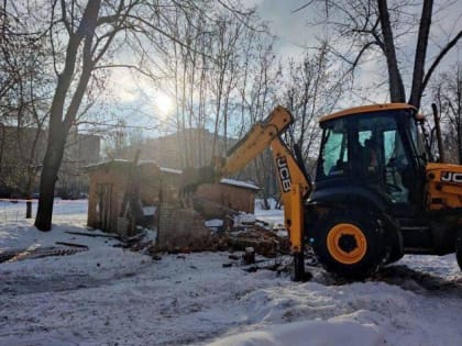 Заброшенные гаражи снесли на Индустриальной улице Подольска