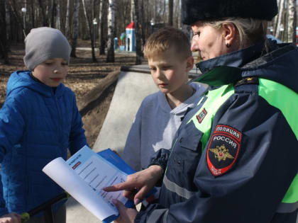 Сотрудники Каширской Госавтоинспекции проводят мероприятия, направленные на предупреждение дорожных происшествий