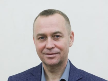 Глава городского округа Воскресенск Алексей Малкин поздравляет с Международным женским днём