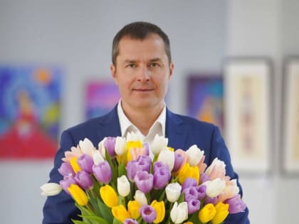 Владимир Волков поздравил женщин с 8 Марта