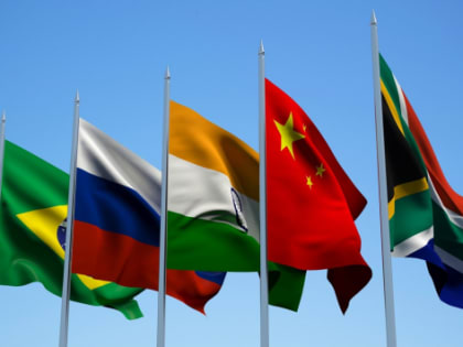 Эксперт рассказал о дальнейшей судьбе доллара во всем мире