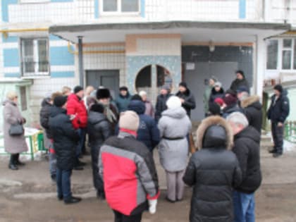 Жители Лобни обсуждают инвестпрограммы с обслуживающими организациями