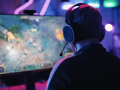 ЛДПР проведет онлайн-демонстрацию в игре Minecraft у памятника Жириновскому