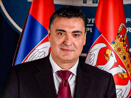 За что сербы ополчились на своего министра экономики – мнение политолога