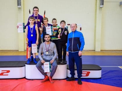Медали различных достоинств привезли юные борцы Электрогорска с турниров на кубок Героя России Г. В. Цацорина и «Время Сильных»