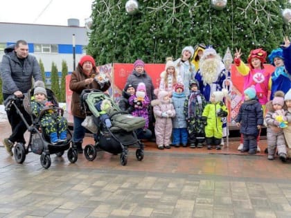Предновогодние гулянья с маленькими жителями прошли на двух бульварах Подольска