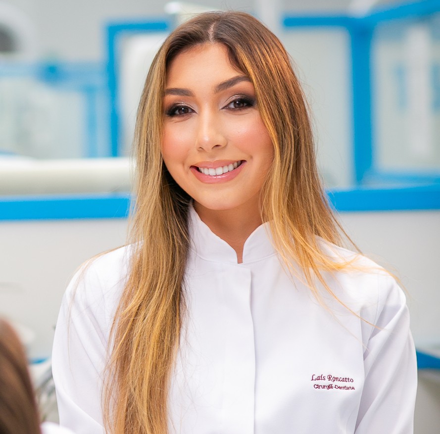 Laís Roncatto - Cirurgiã-dentista