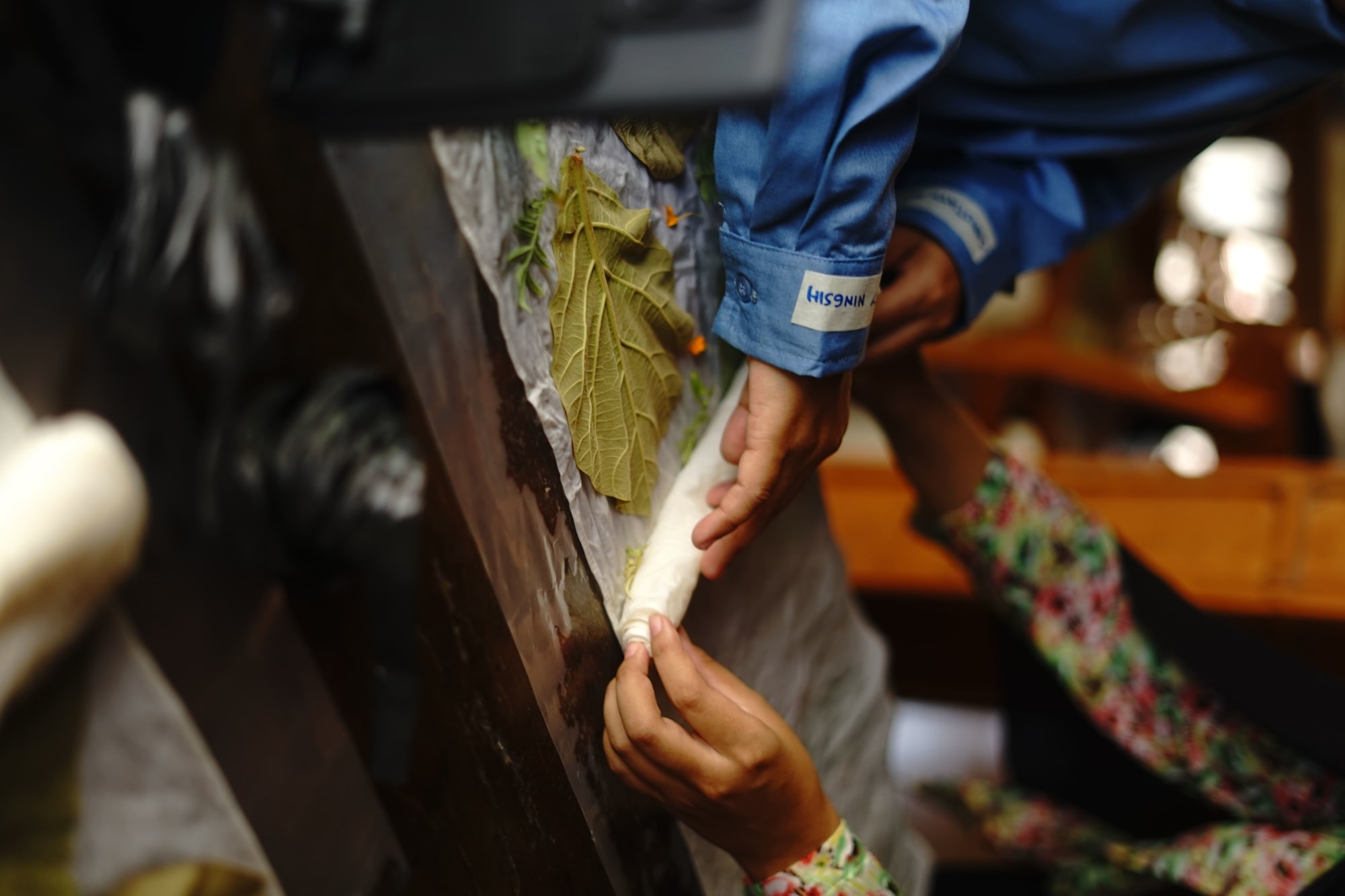 AYU 5 – Silk Scarf Ecoprint Workshop 3