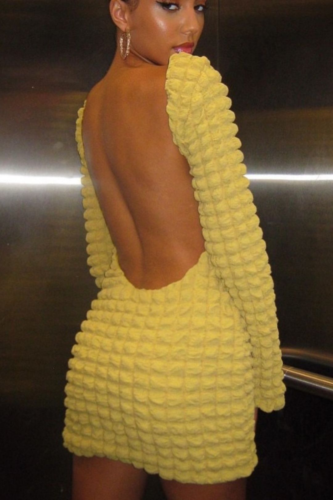 New Solid Color Long-sleeved Popcorn Sexy Backless Short