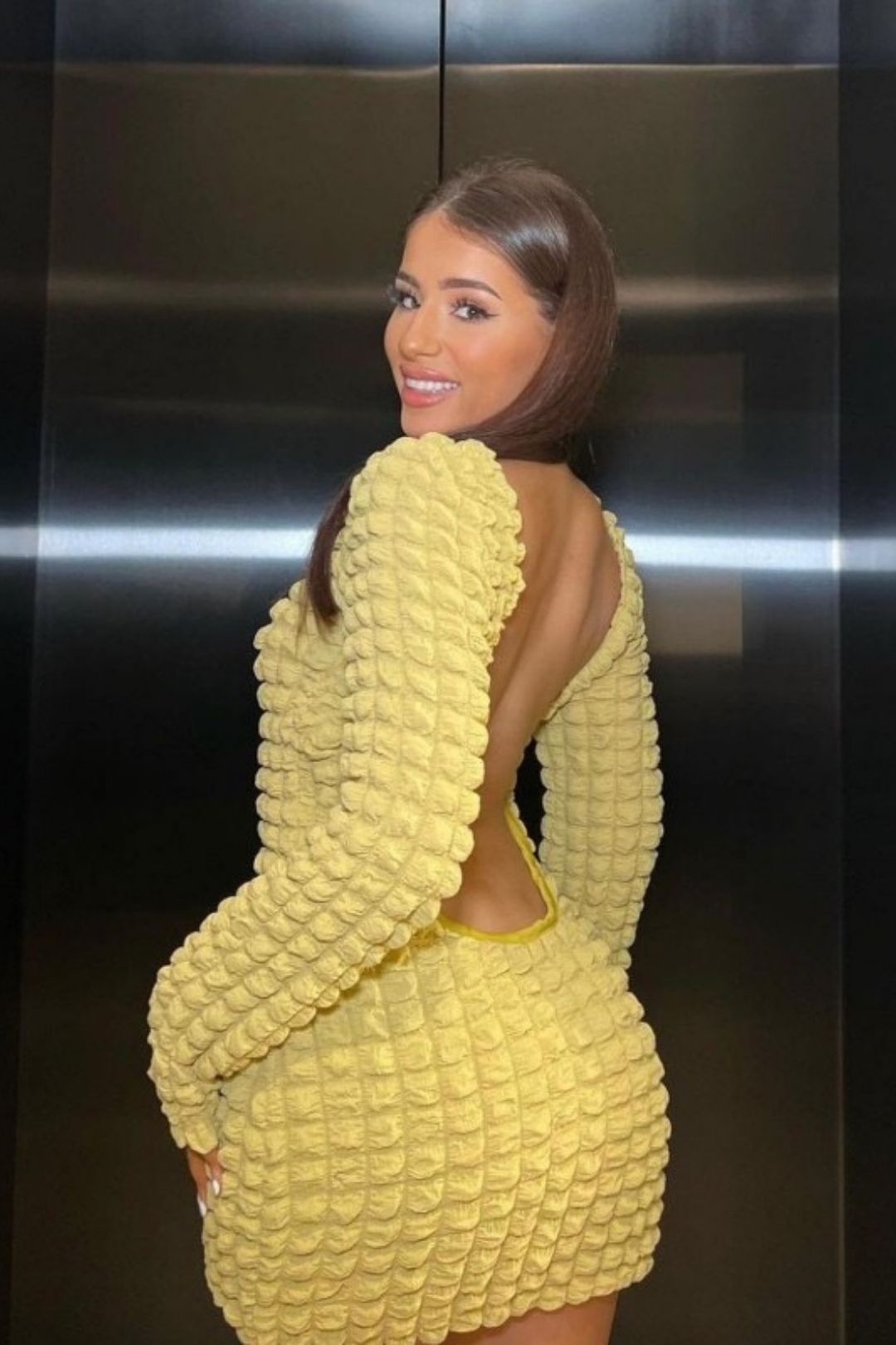 New Solid Color Long-sleeved Popcorn Sexy Backless Short