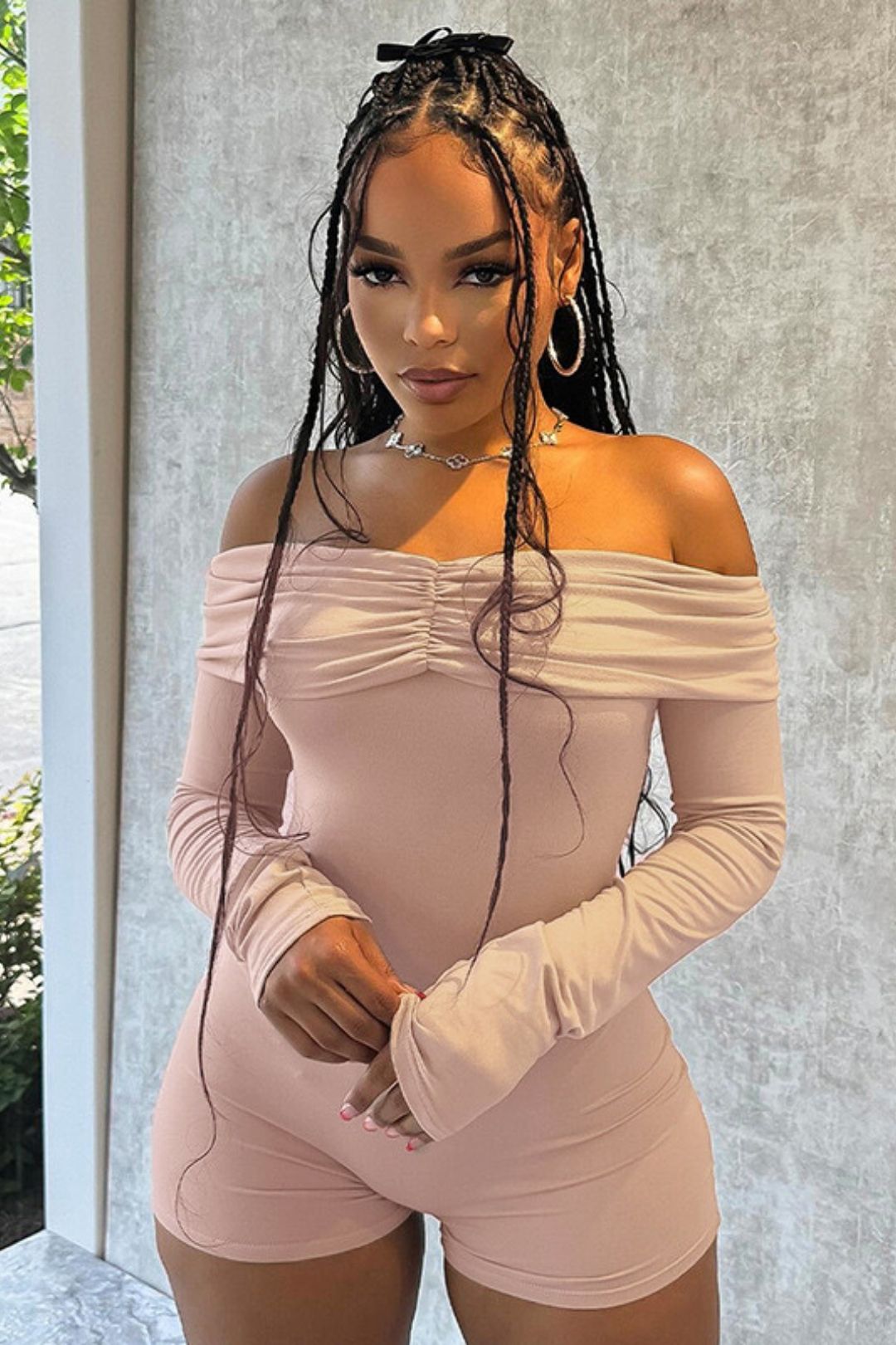 One-shoulder Pleated Long-sleeved Tight-fitting High-waisted Temperament One-piece Shorts