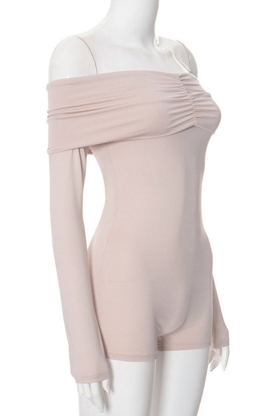 One-shoulder Pleated Long-sleeved Tight-fitting High-waisted Temperament One-piece Shorts