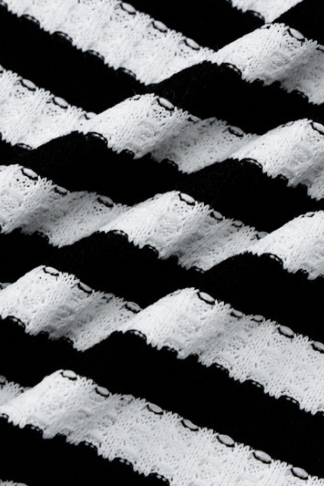 Sexy Halter Neck, Backless, Chest-wrapped, Fashionable Striped Hip-hugging Short Skirt Suit