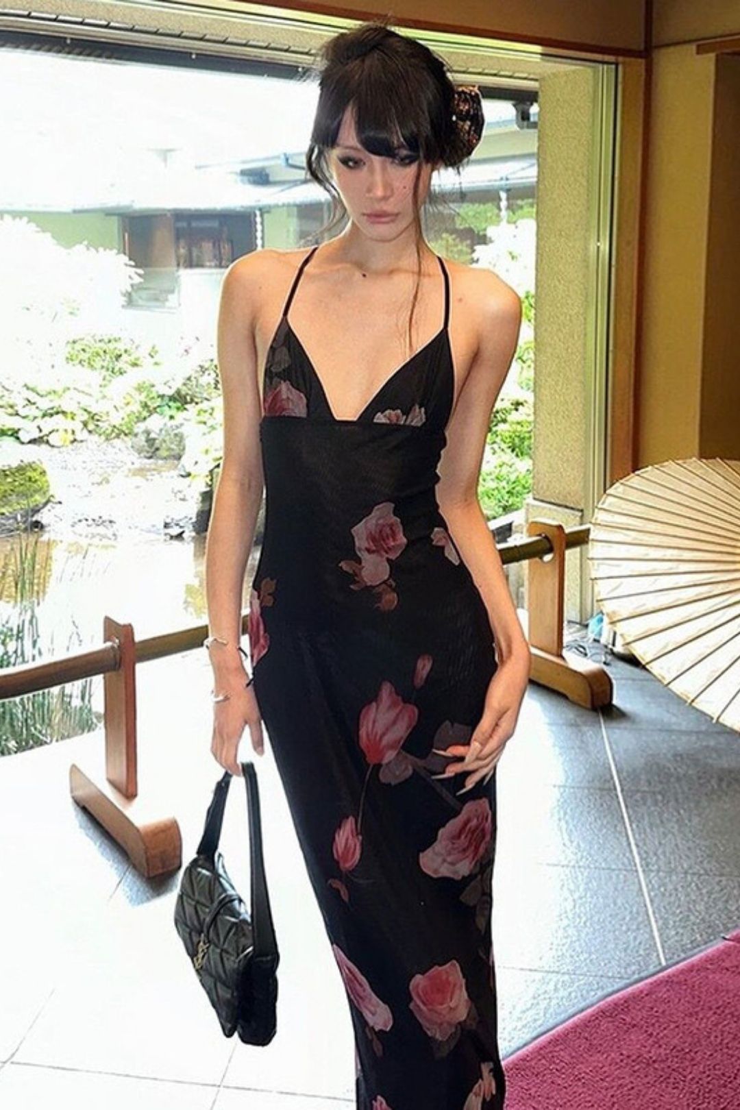 Sexy V-neck Backless Personalized Fashion Printed Halter Neck Strap Dress