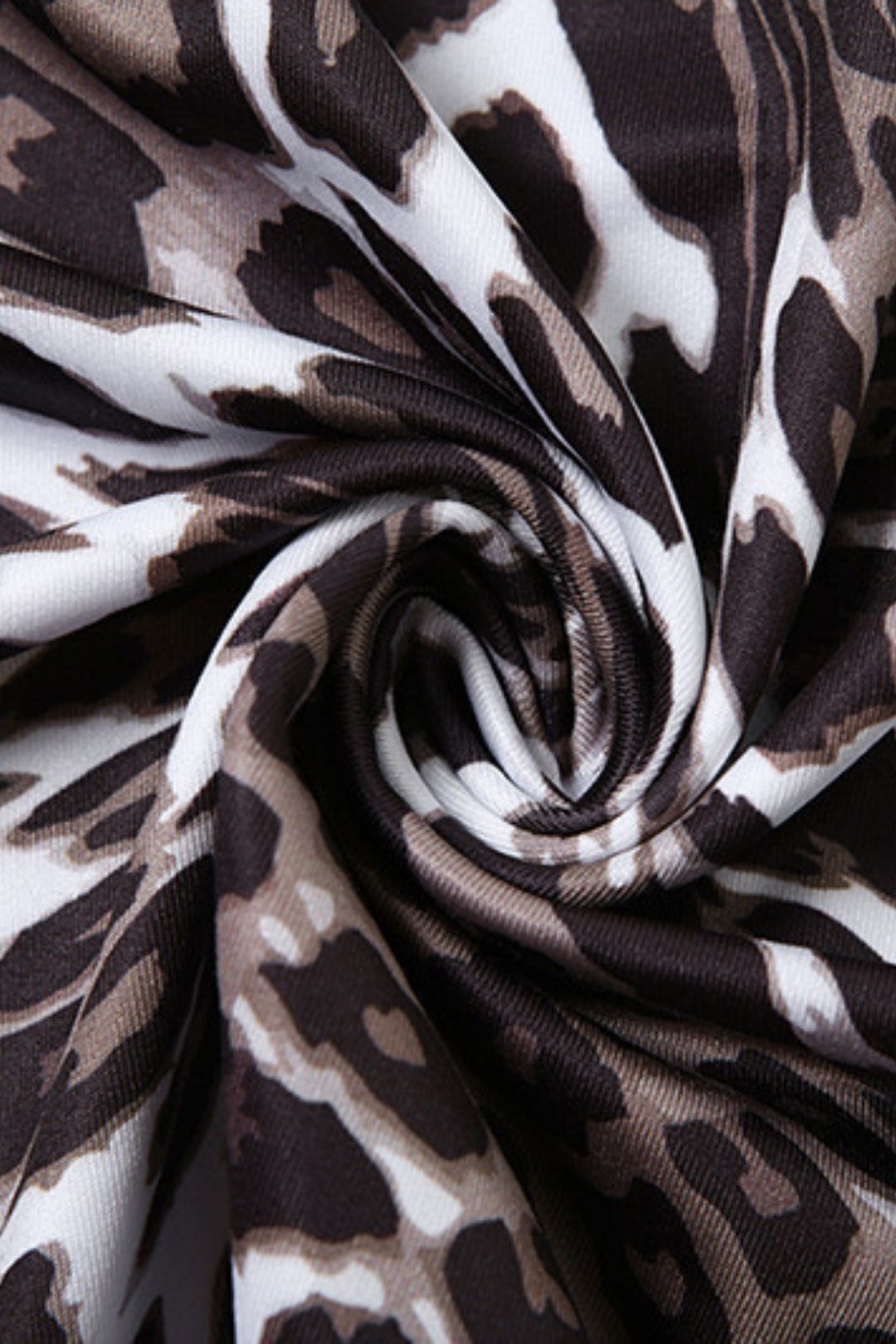 Sexy Lace-up Halter Neck Halter Strap Leopard Print Skirt Suit