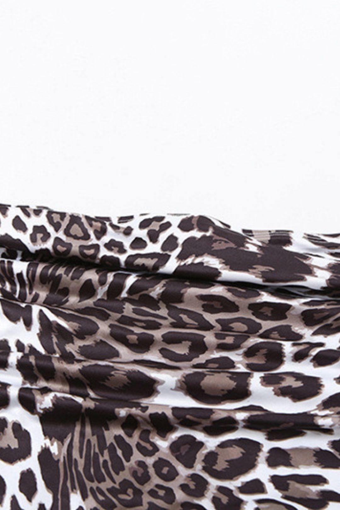 Sexy Lace-up Halter Neck Halter Strap Leopard Print Skirt Suit