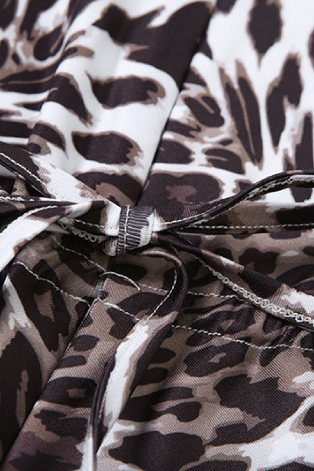 Sexy Lace-up Halter Neck Halter Strap Leopard Print Skirt Suit