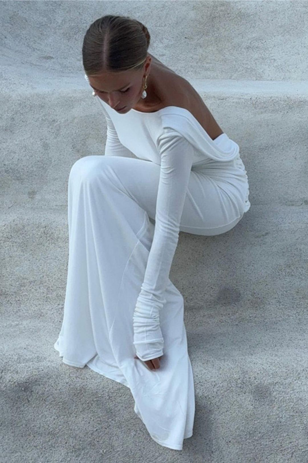 Sexy Backless Dress Long Skirt Slim Long-sleeved Dress