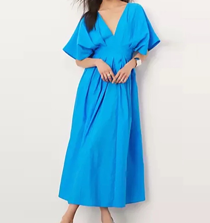 Hot-selling V-neck Waisted Bat-sleeve Dress
