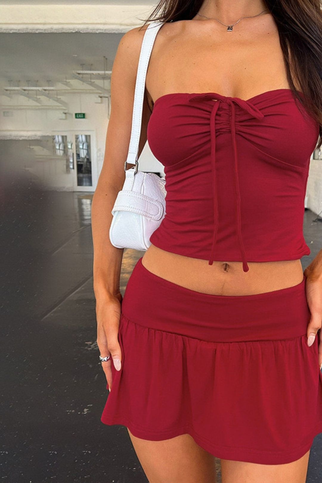 Style Halter Neck Tube Top Backless Pleated Ruffle Short Skirt Casual Suit