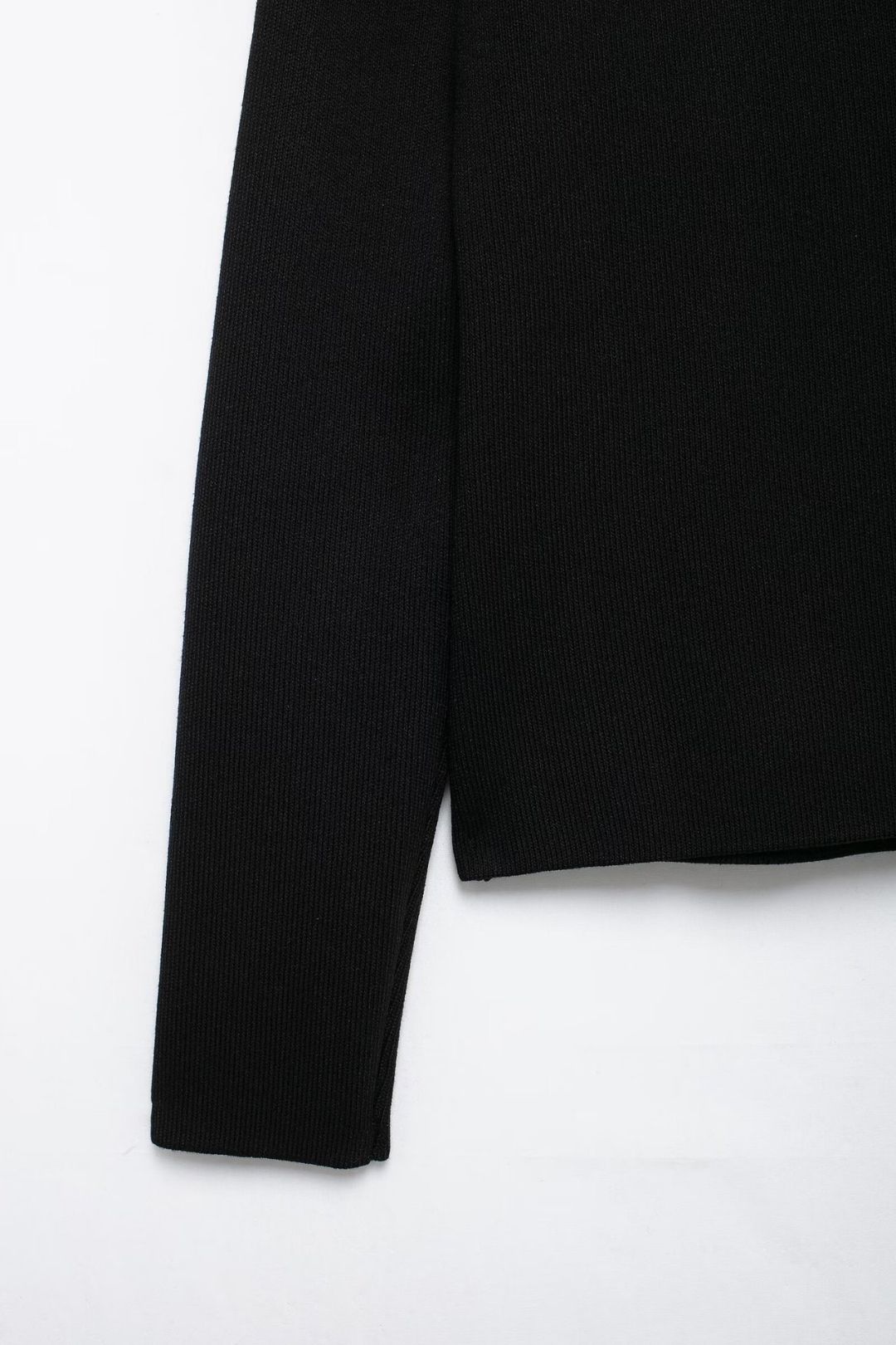 Asymmetric V-neck Long-sleeved Slim Knit Jacket