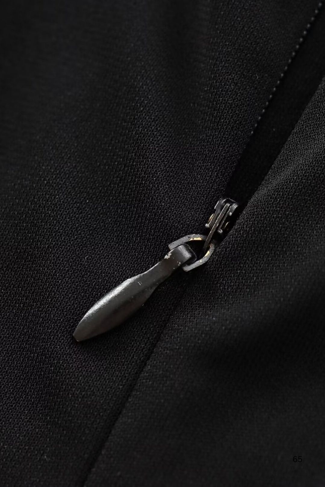 Open Design Pleated Dress With Shoulder Pads