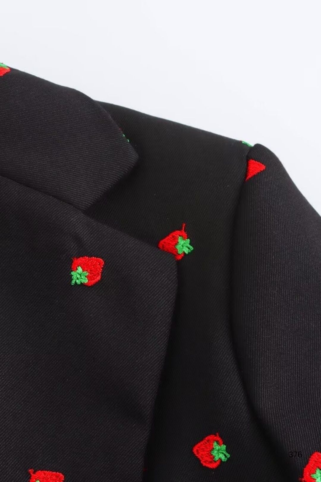 Temperament Strawberry Embroidery Design Sense Suit Jacket Short Skirt Suit