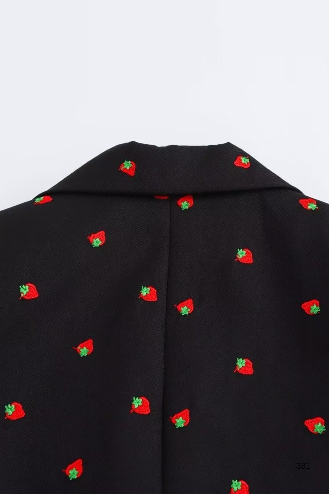 Temperament Strawberry Embroidery Design Sense Suit Jacket Short Skirt Suit