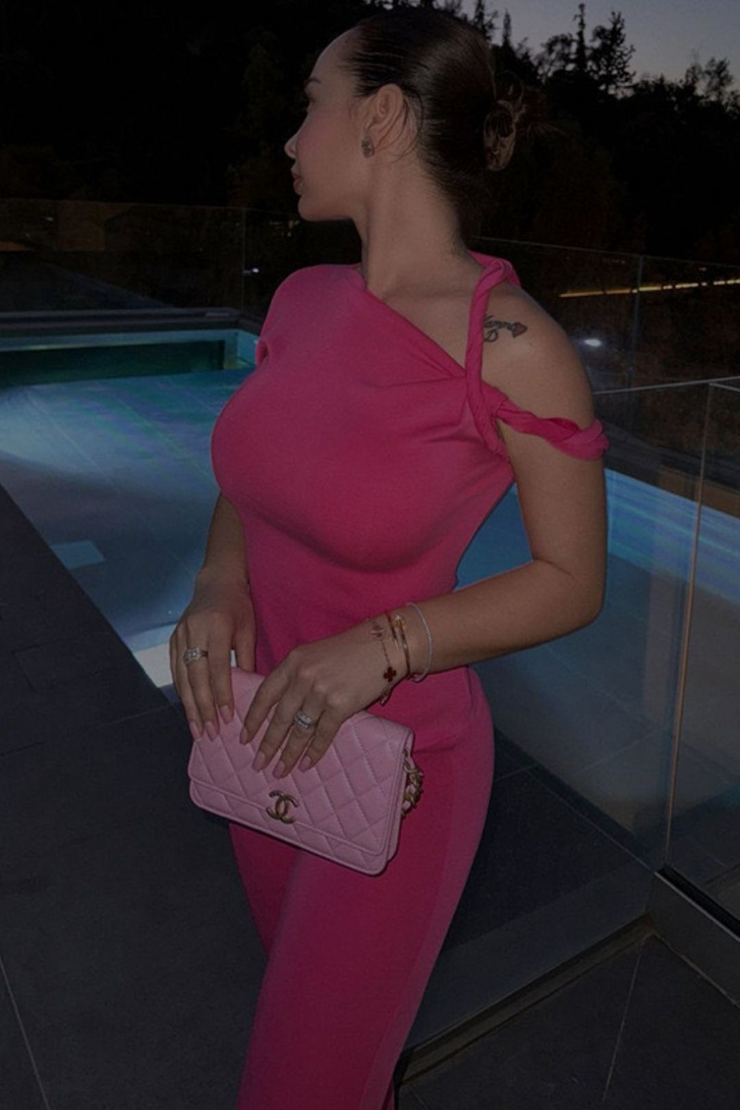 Sexy Slanted Shoulder Comfortable Slim Top And Trousers Suit