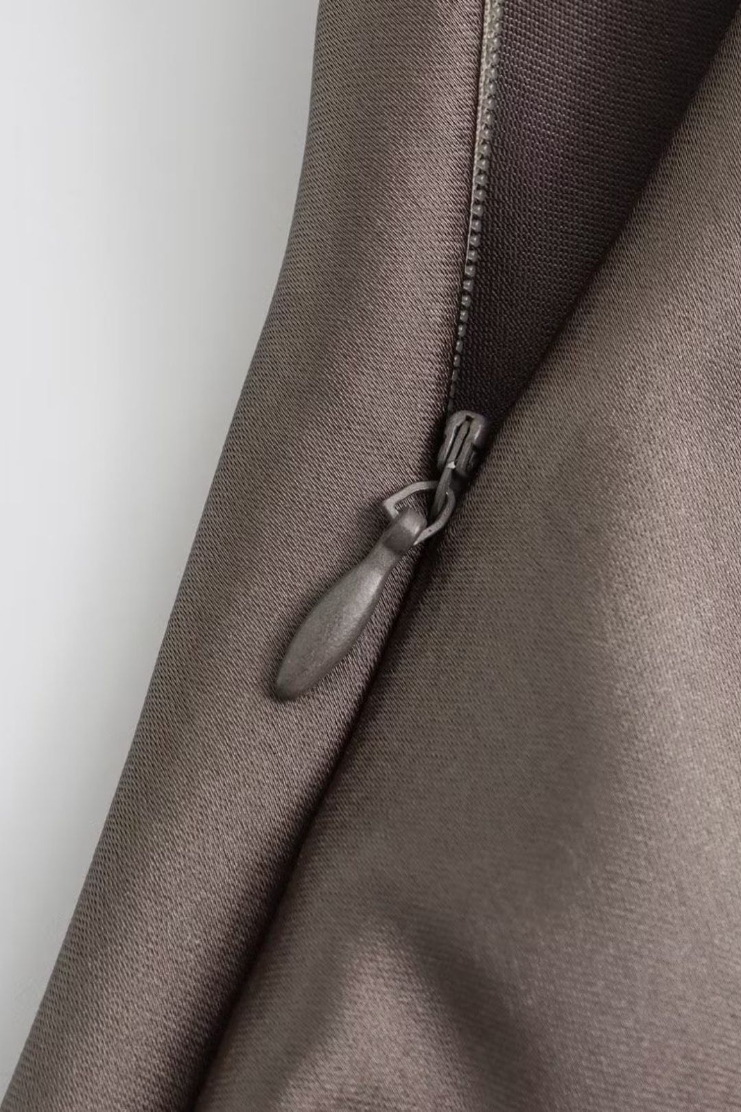 Collar Silk Satin Texture Khaki Short