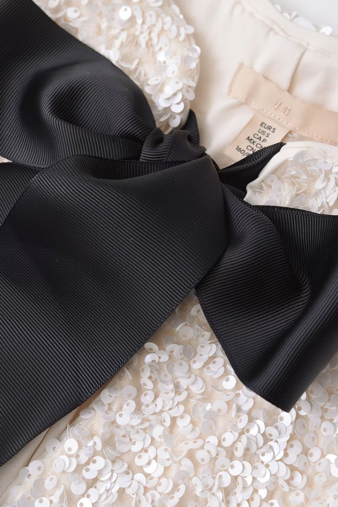 Versatile Round Neck Bow Decorated Long-sleeved Sequined Short Jacket