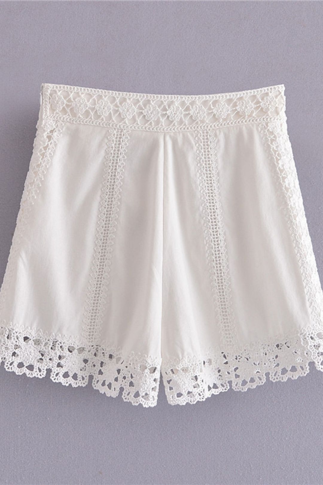 Elastic High-waist Slim White Crochet Shorts
