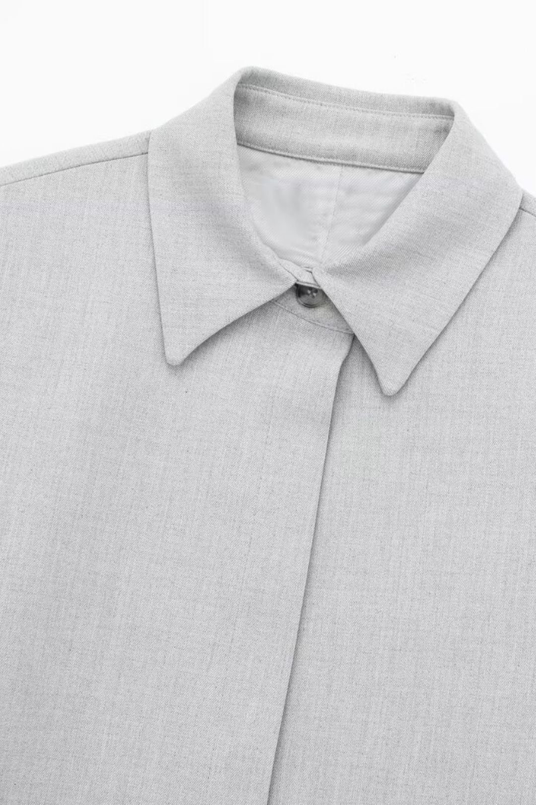 Short Long-sleeved Shirt + High-waisted Pleated Skirt