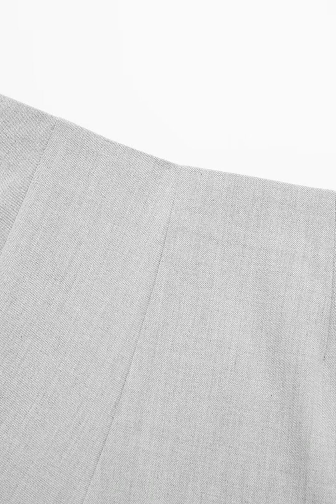 Short Long-sleeved Shirt + High-waisted Pleated Skirt