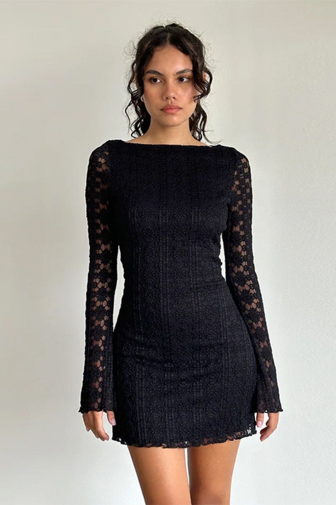 Sexy Slim Knitted Lace Waist Short Dress