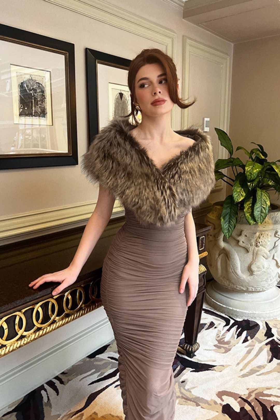 Slim-fitting One-shoulder Tube Top Shawl Dress