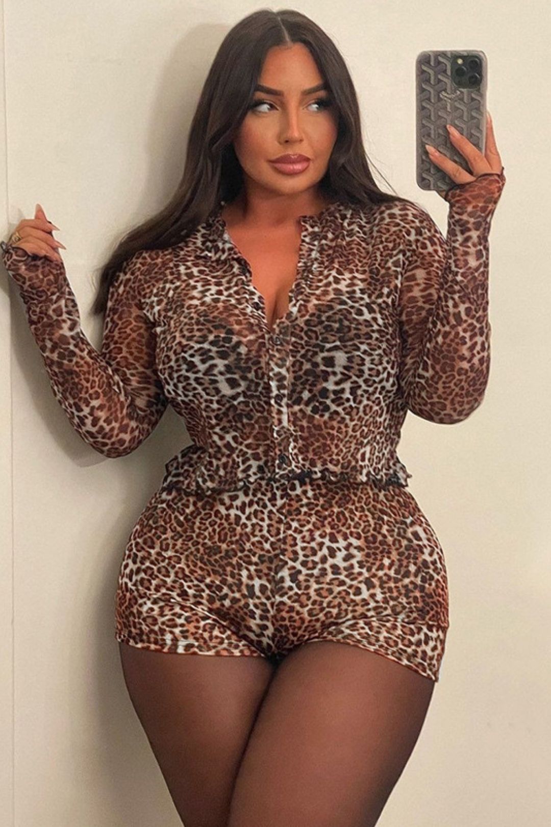 Printed Cardigan Bobby Long Sleeve Top Slim Shorts Suit