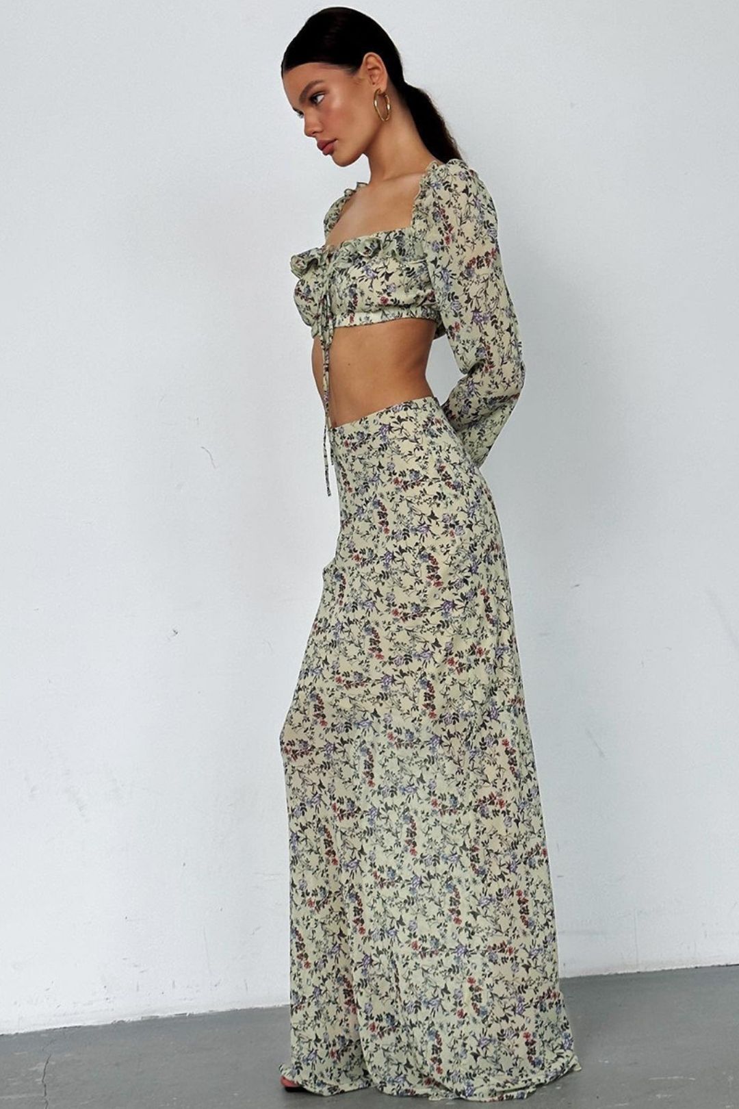 Sexy U-neck Crop Tops Slim See-through Skirt Suits