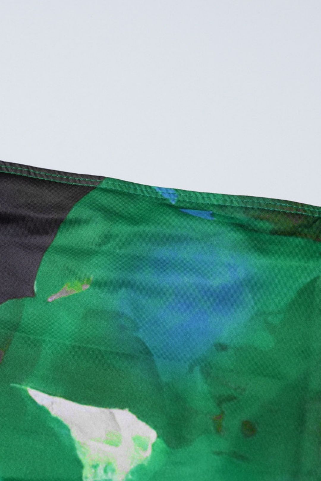 Print Sexy V-neck Vest Slim Skirt Suit