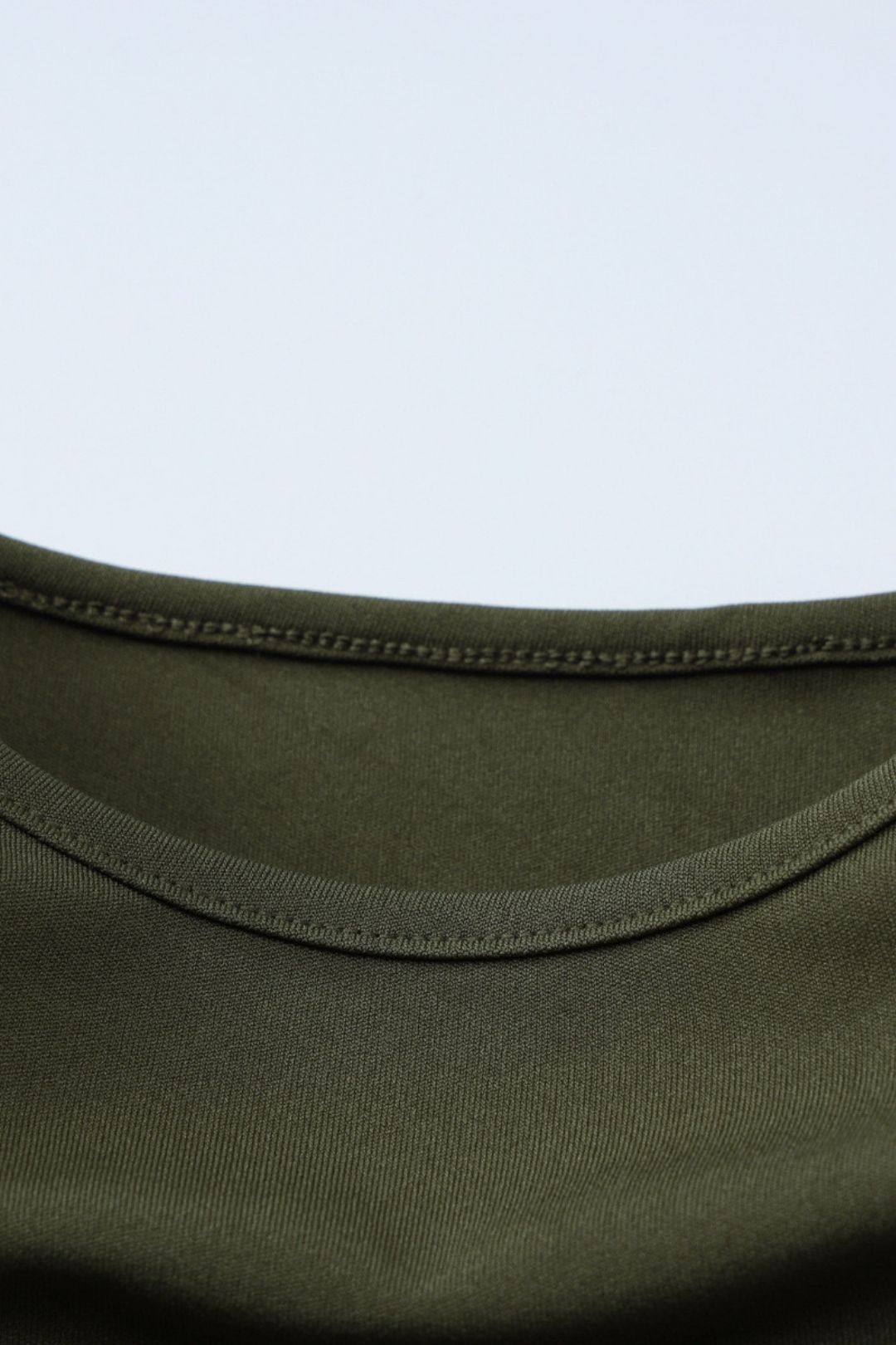 Navel-baring Long-sleeved Tops Slim Skirt Suit