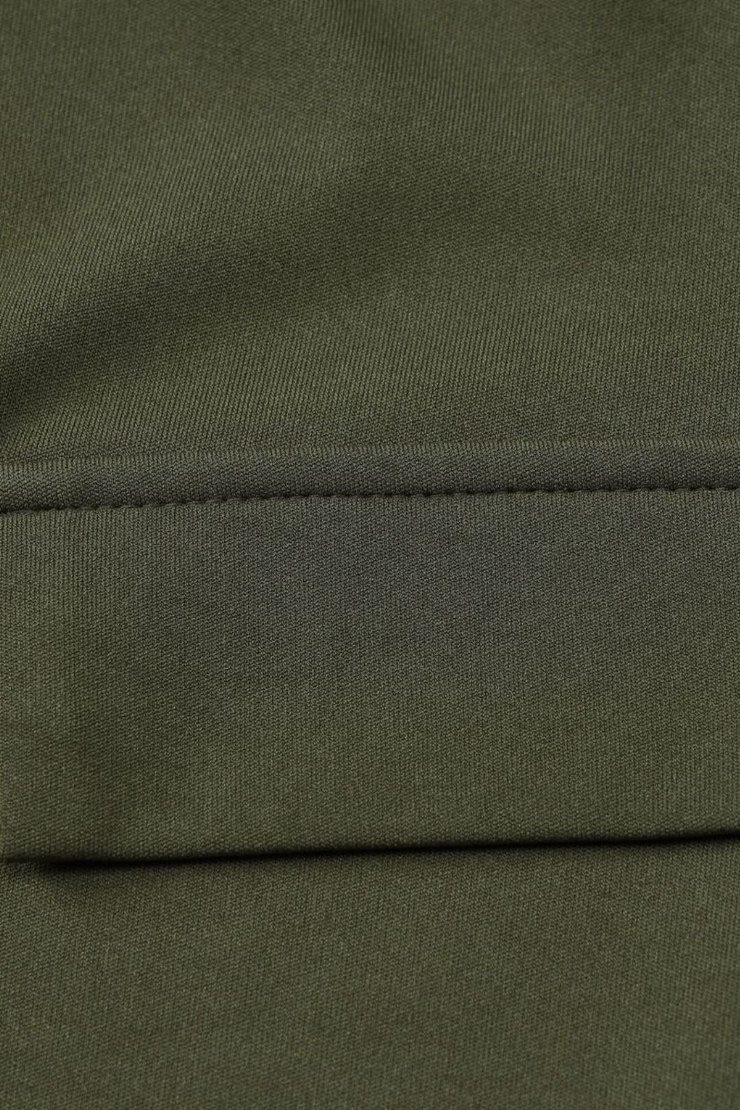 Navel-baring Long-sleeved Tops Slim Skirt Suit