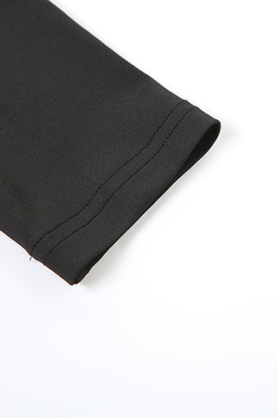 Sexy Round Neck Long-sleeved Slim Hip-covering Solid Color Dress