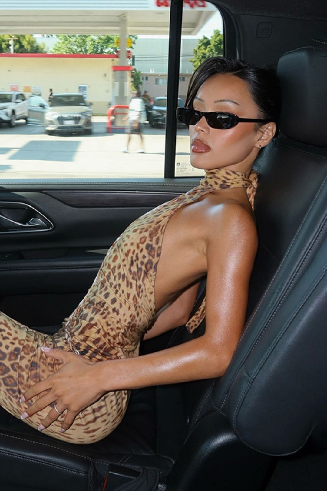 Sexy Backless Slim Fit Strappy Halterneck Irregular Leopard Print Dress