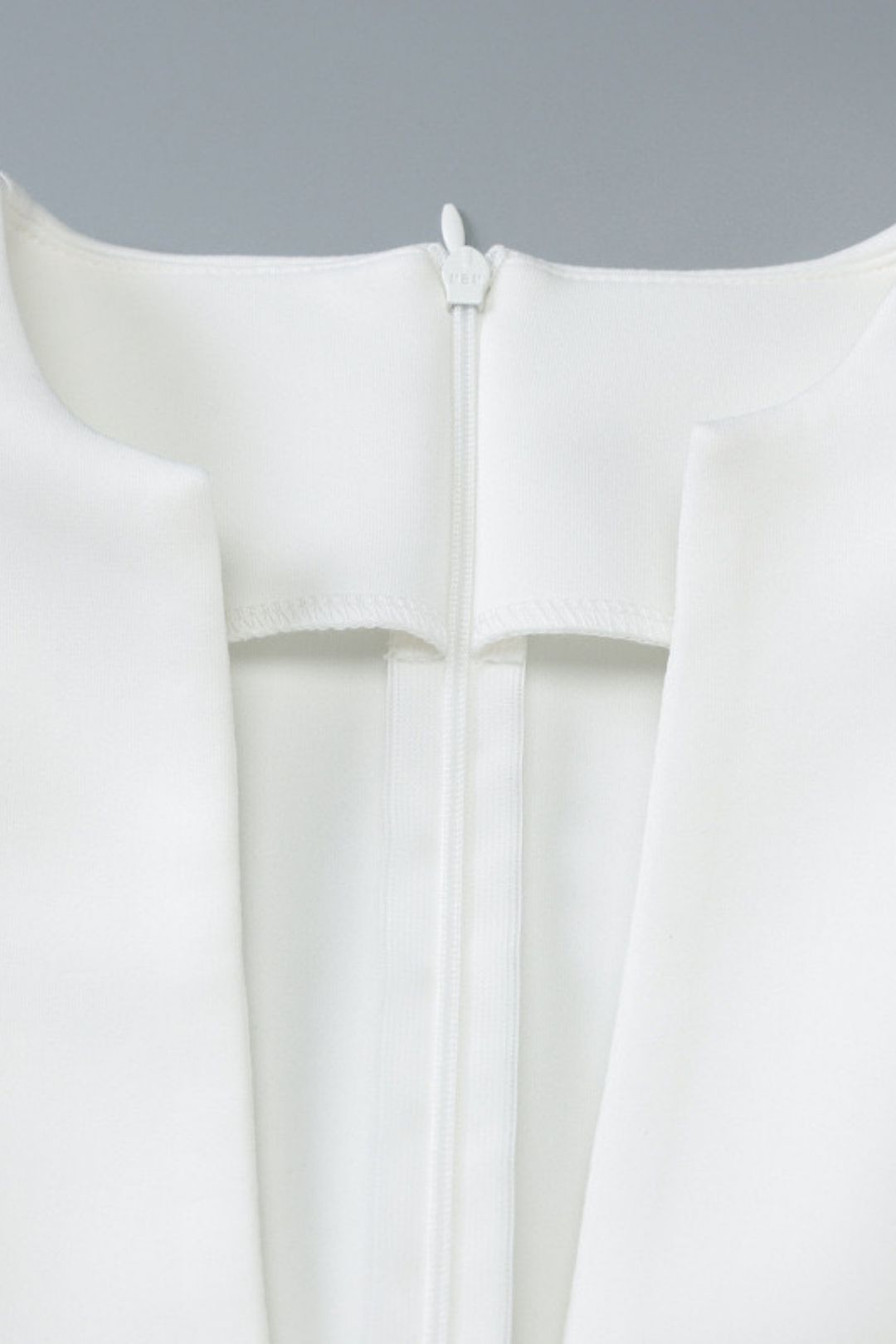 V-neck Back Zipper Solid Color Long-sleeved Dress